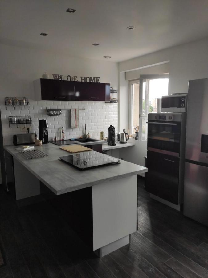 Appartement Cosy Centre-Ville Wifi Parking Charleville-Mezieres Ngoại thất bức ảnh