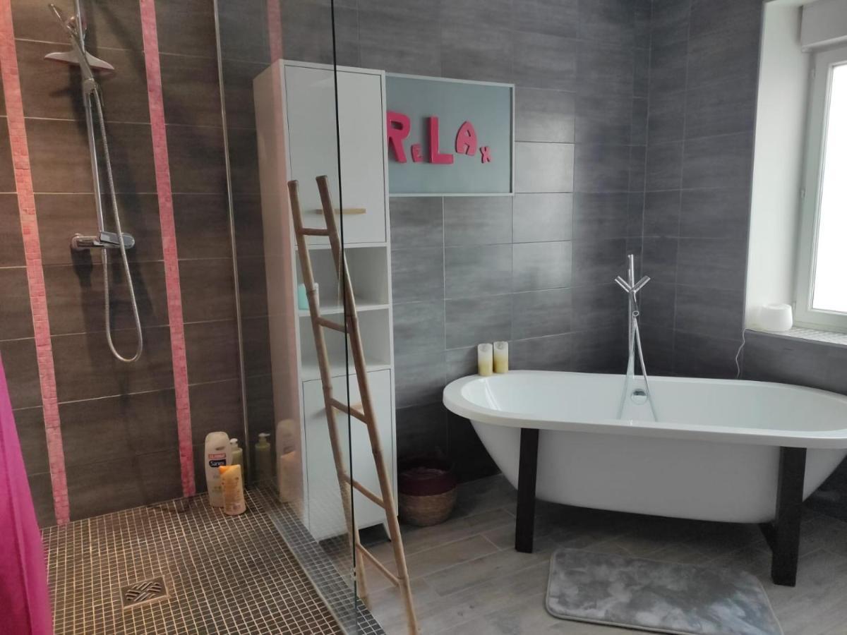 Appartement Cosy Centre-Ville Wifi Parking Charleville-Mezieres Ngoại thất bức ảnh